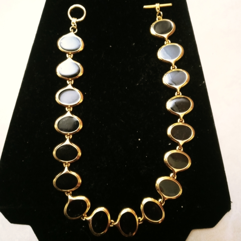 Vintage Gold Tone Necklace